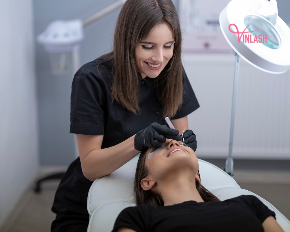 elevate-your-beauty-business-with-premium-lash-and-brow-supplies-15