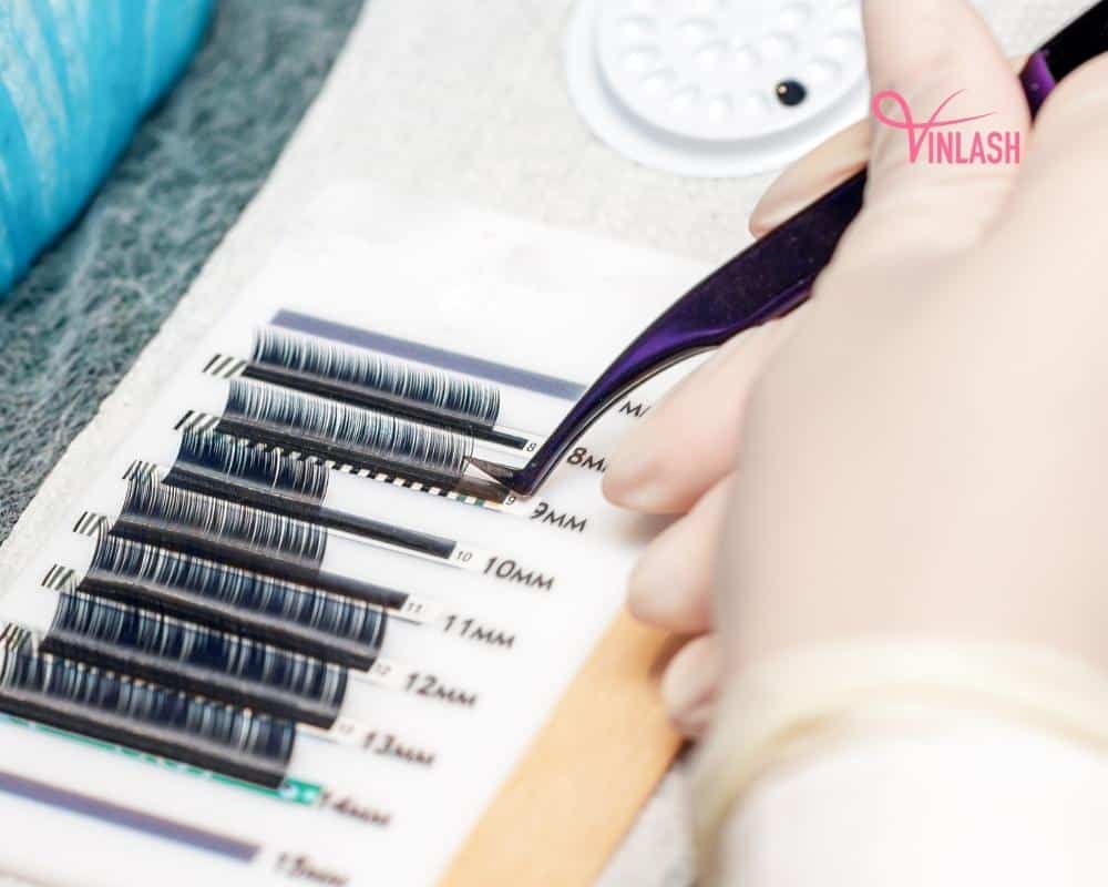 important-things-you-shouldnt-miss-when-buying-lash-extension-supplies-canada-10