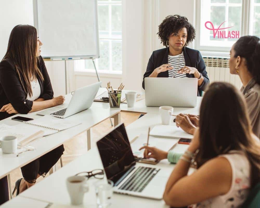 checklist-for-lash-businesses-to-run-through-when-purchasing-eyelash-glue-bulk-17