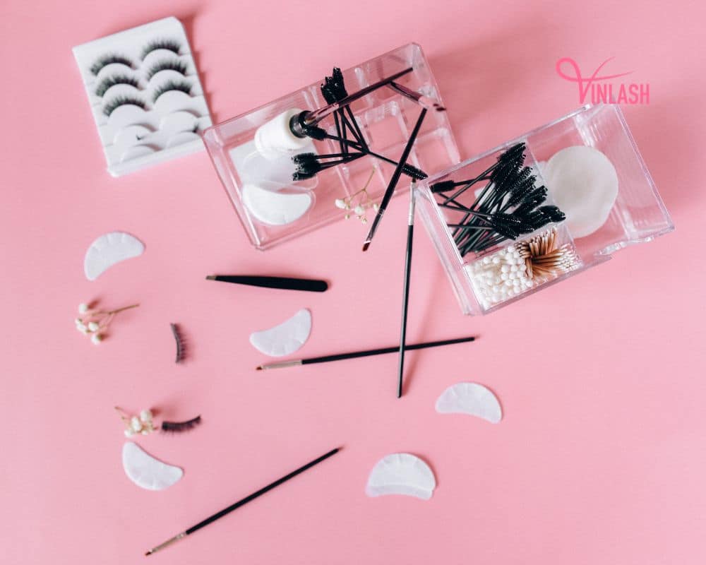 the-ultimate-guide-to-buying-lash-extension-supplies-for-your-lash-business-4