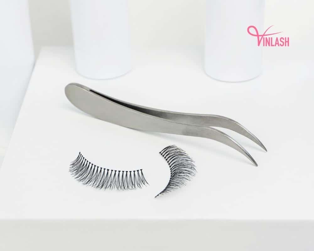 the-ultimate-guide-for-lash-business-to-buying-bulk-fake-eyelashes-9