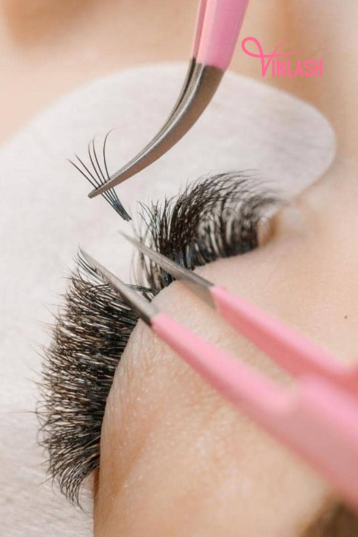 what-are-cashmere-lashes-2