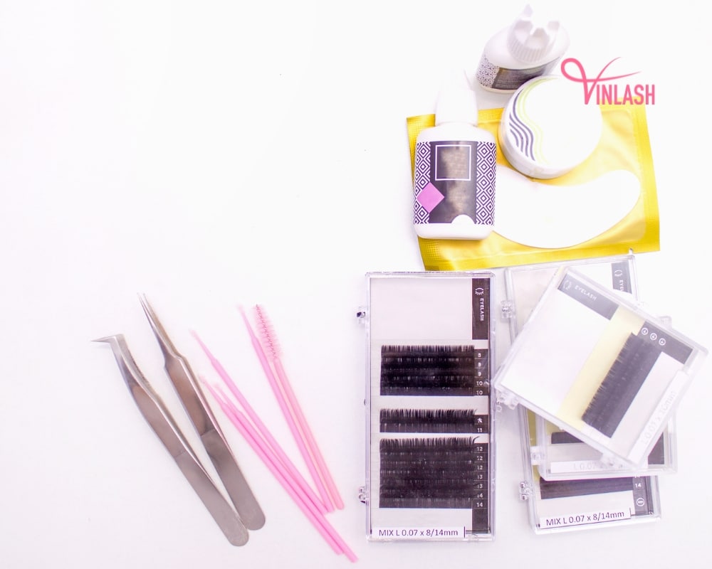 a-comprehensive-guide-to-discover-the-best-lash-supplies-for-your-lash-business-3