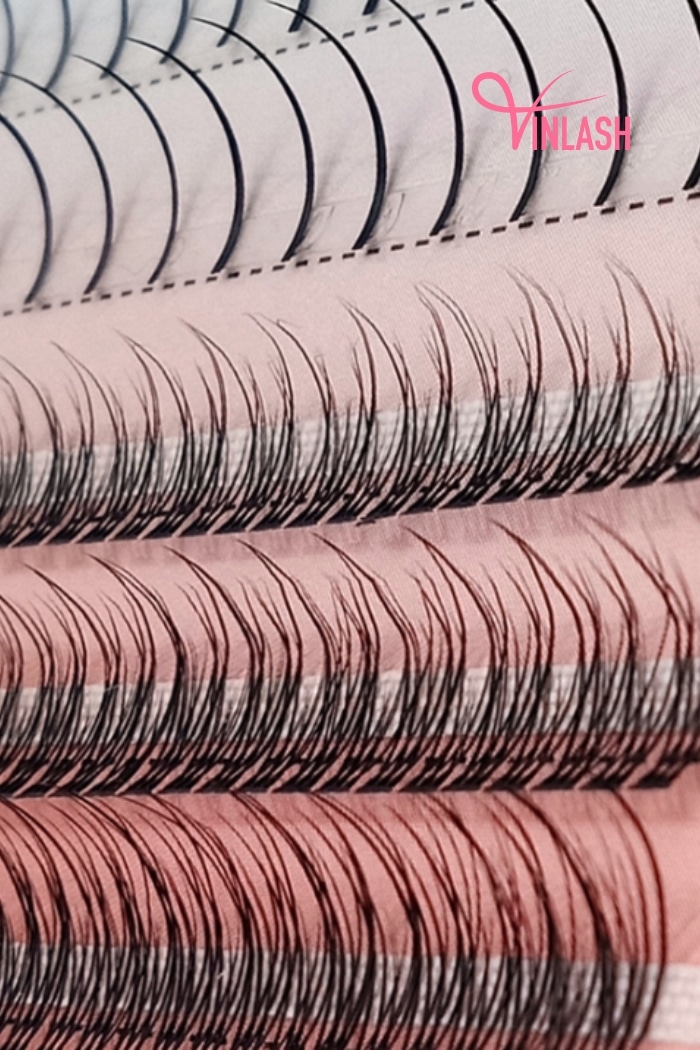 elevate-your-beauty-business-with-3d-mink-lashes-in-bulk-8