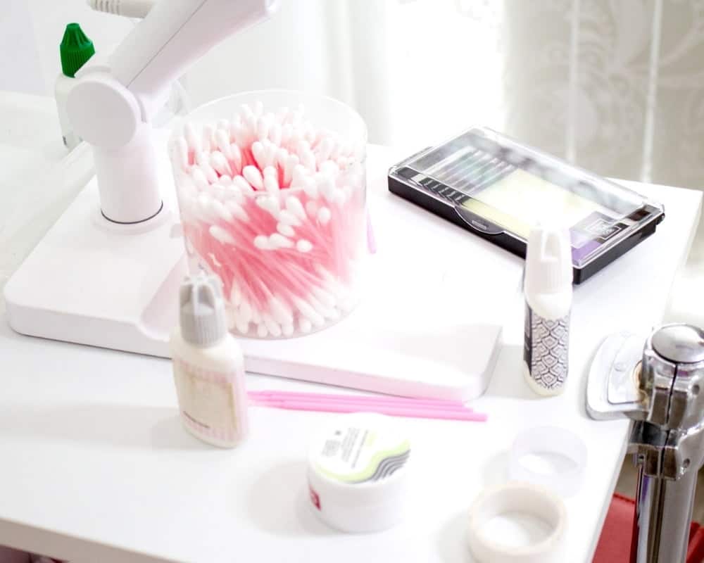 Recommended-eyelash-growth-serum-that-really-work-10